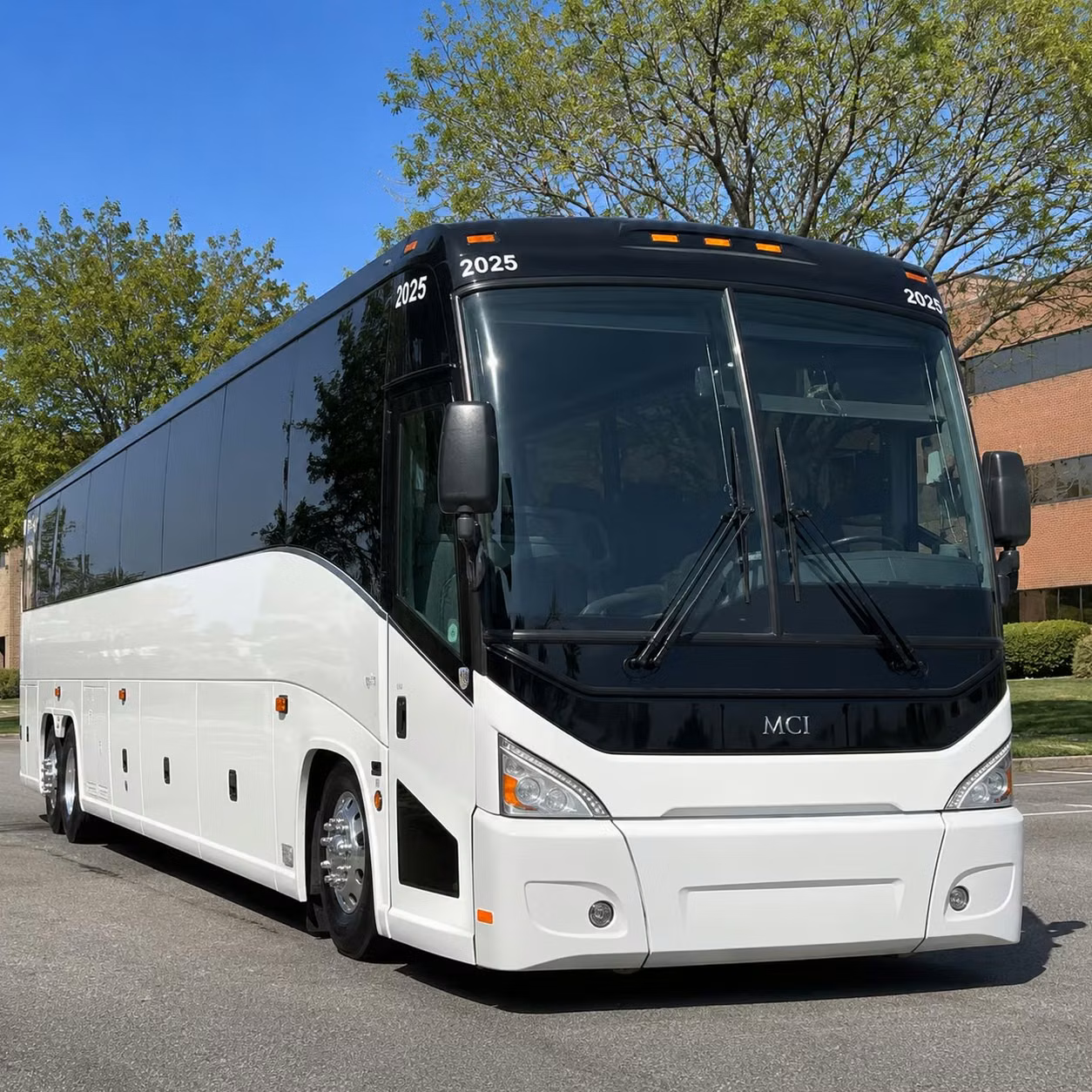 beaverton concert buses to the moda center and portland s biggest stages