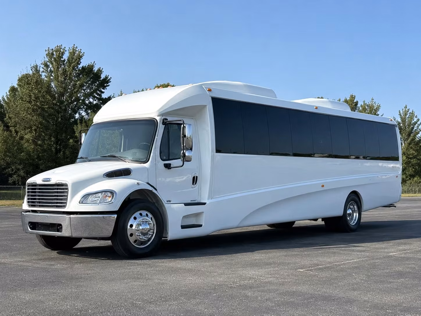 bus rentals for beaverton proms homecomings