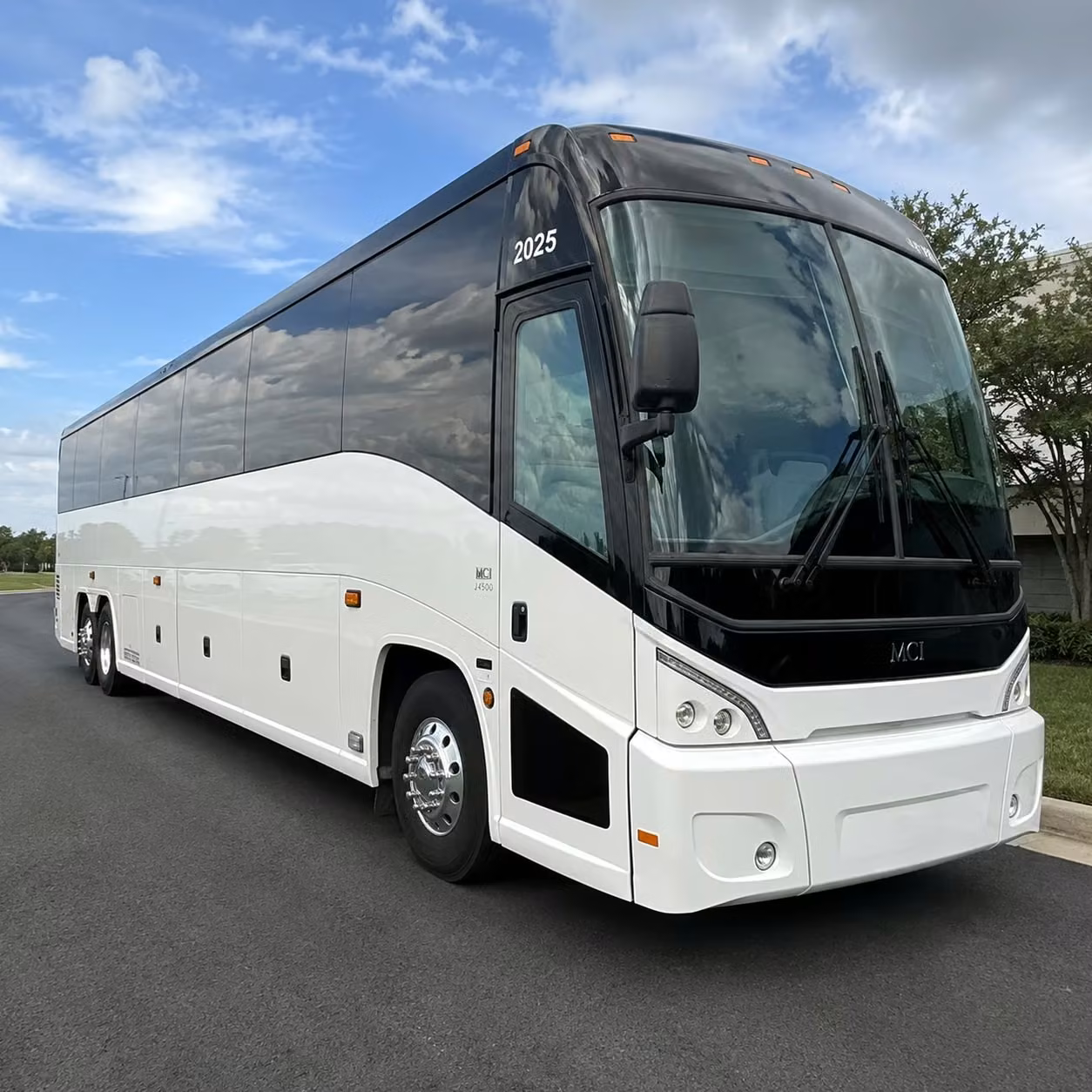 for the best outdoor concert experience at edgefield and hayden meadows start with a bus from beaverton