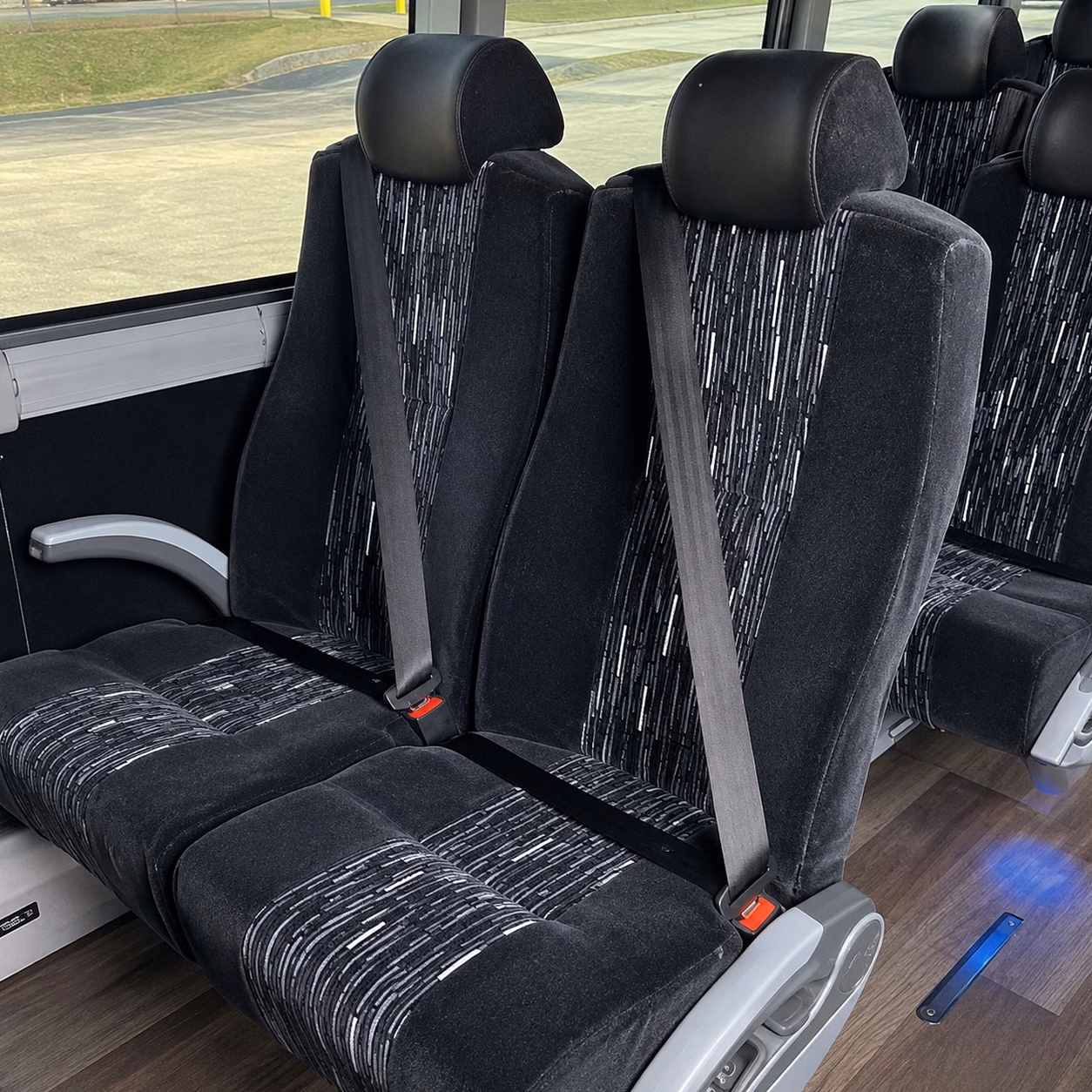 how the bus type you choose changes charter bus prices in beaverton oregon